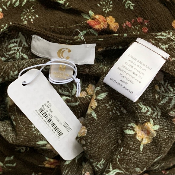 CHARMING CHARLIE Olive Floral Short Bell Fall Top - Picture 8 of 8